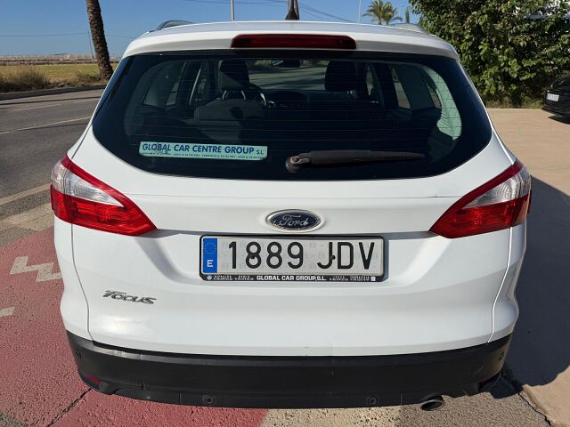FORD FOCUS TITANIUM ESTATE 2.0 TDCI AUTO SPANISH LHD IN SPAIN 62000 MILES SUPERB 2011